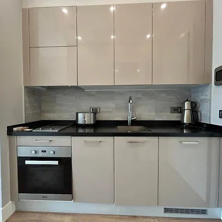 Luxury Studio Atasehir Metropol דירה איסטמבול